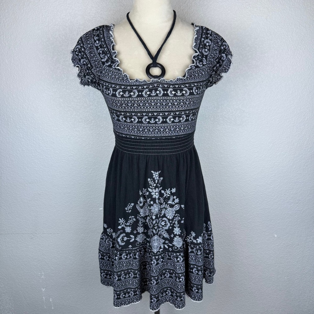 Y2K Almost Famous Black White‎ Embroidered Dress Beaded Neck Tie Short Sleeve S